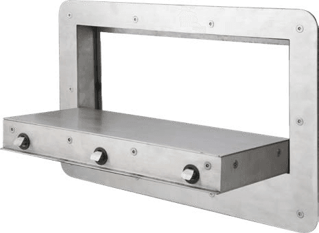Three-point locking tray hatch